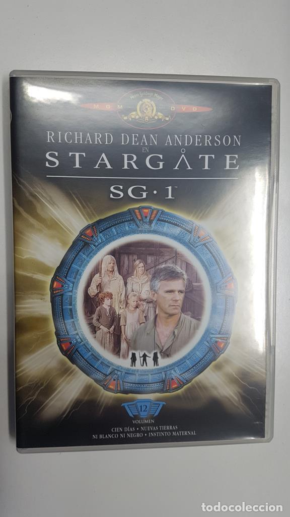 Coleccionismo de revistas y peri&oacute;dicos: DVD serie: Stargate SG-1, volumen 12 - Cien dias, Nuevas tierras, Ni blanco ni negro, Instinto mater