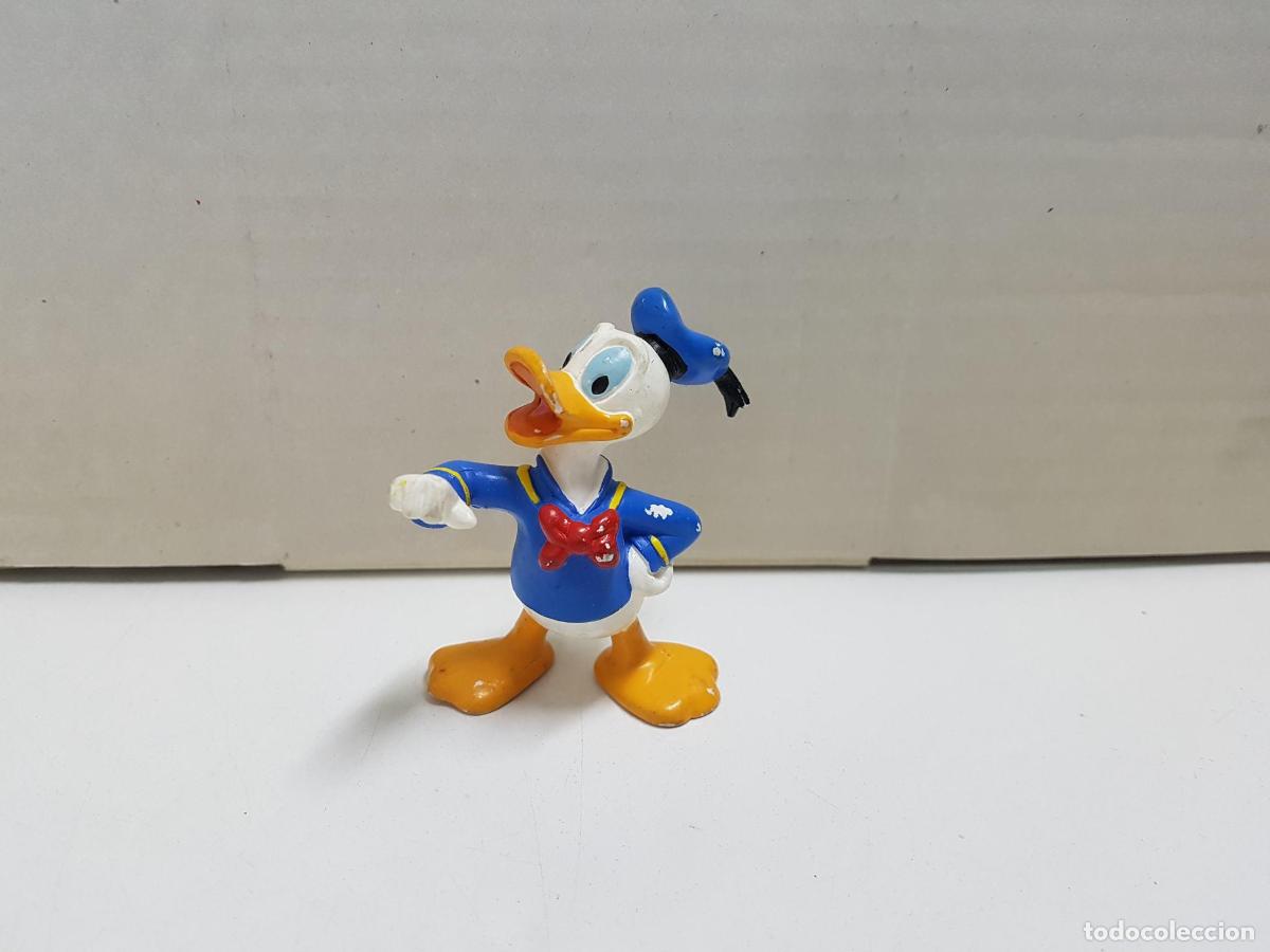 Coleccionismo de Revistas y Peri&oacute;dicos: Figura: Pato Donald con el brazo levantado