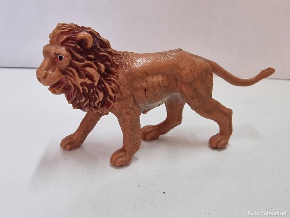 Colecionismo de Revistas e Jornais: Figura Pvc: Le&oacute;n - NULL