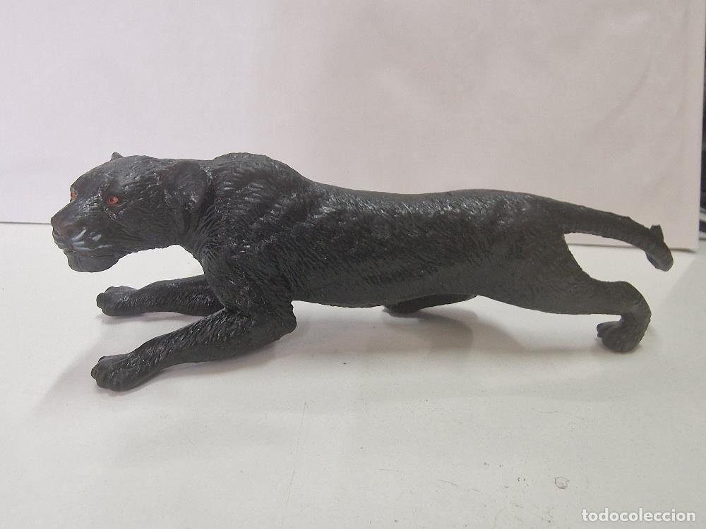 Colecionismo de Revistas e Jornais: Figura Pvc: Pantera agazapada - NULL