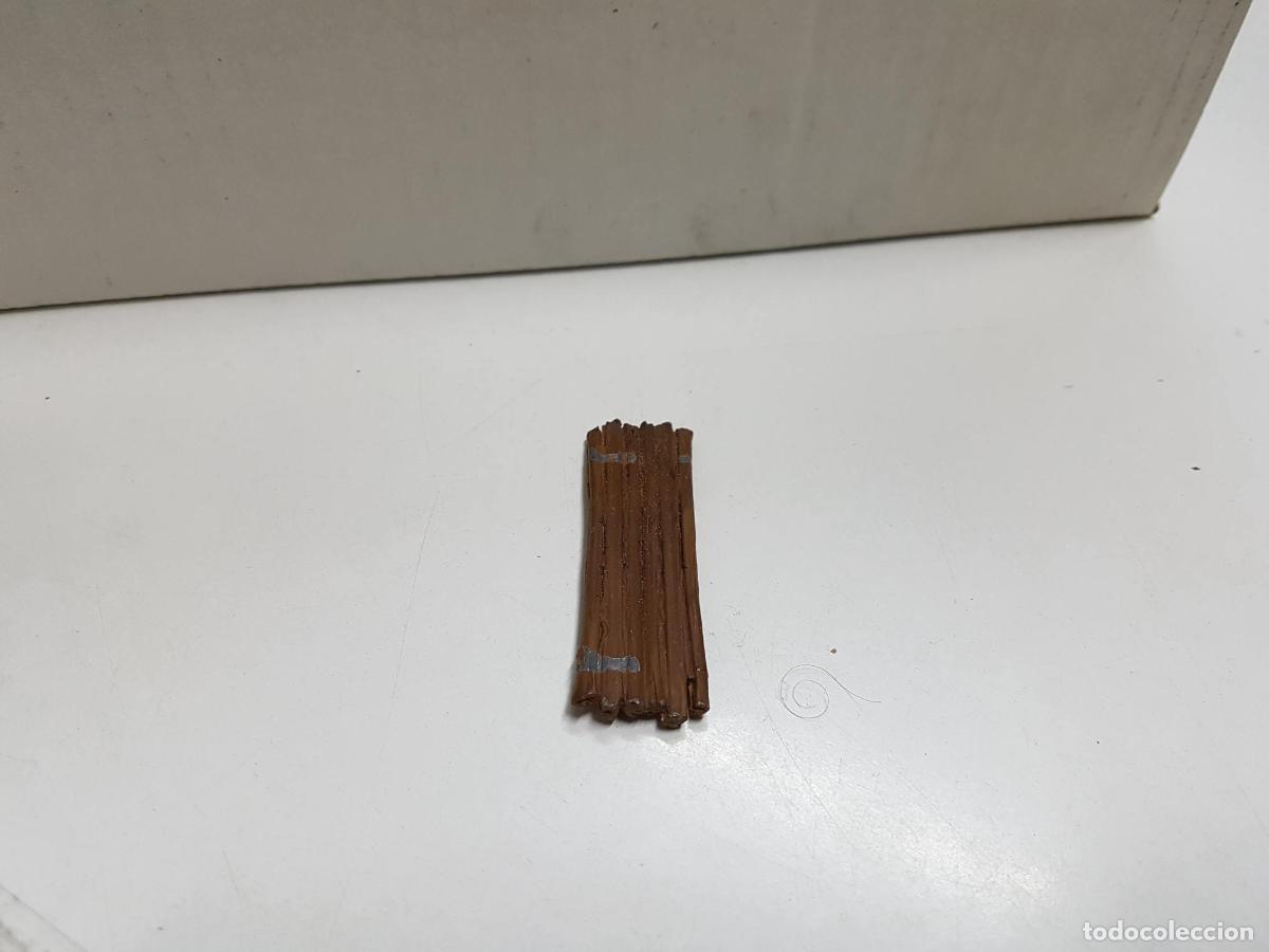 Colecionismo de Revistas e Jornais: Figuras egipcias, fardo de madera