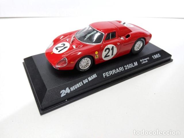 Coleccionismo de revistas y peri&oacute;dicos: Coche Escala/Scale Diecast Car: (Sin urna) FERRARI 250LM, M.Gregory (24 horas de LeMans 1965) - VARI