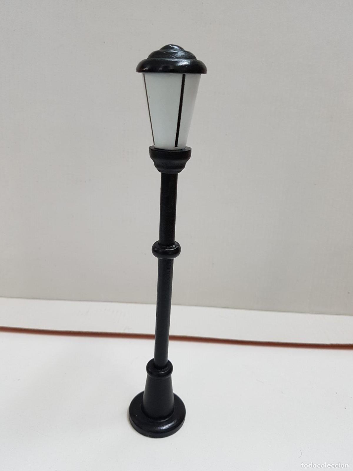 Coleccionismo de Revistas y Peri&oacute;dicos: Figura: Farola antigua negra