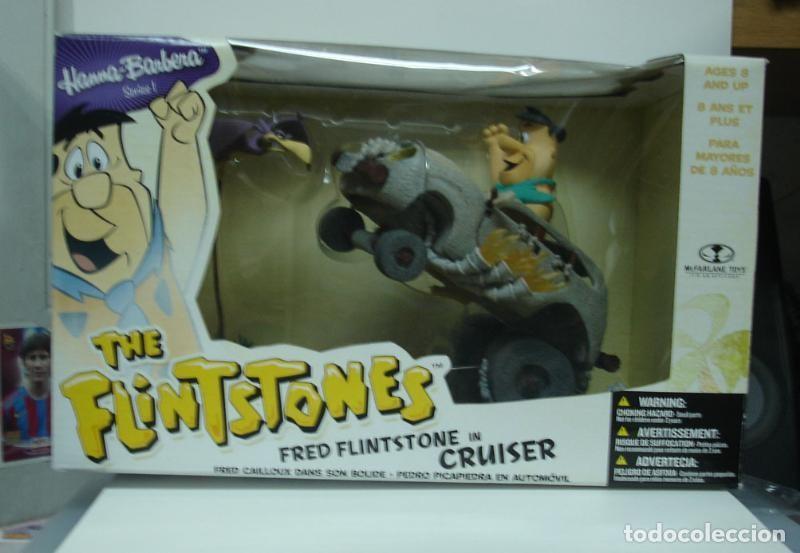 Colecionismo de Revistas e Jornais: Figura The Flintstones: Pedro Picapiedra con troncomovil - Varios