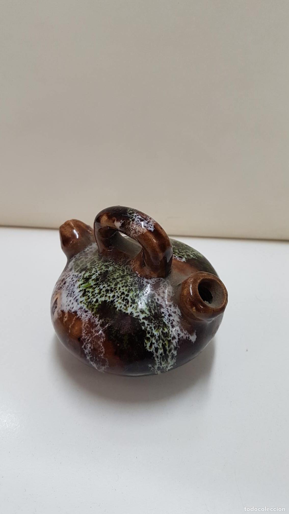 Coleccionismo de Revistas y Peri&oacute;dicos: Record de Rupit: Peque&ntilde;o botijo. 7 cm de alto.