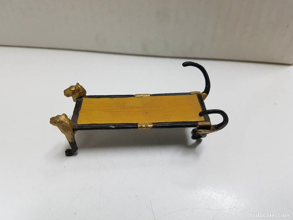 Collectionnisme de Revues et Journaux: Figuras egipcias, mesa funebre