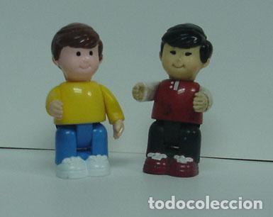 Collection Magazines and Newspapers: Figura Dos mu&ntilde;ecos infantiles - Varios