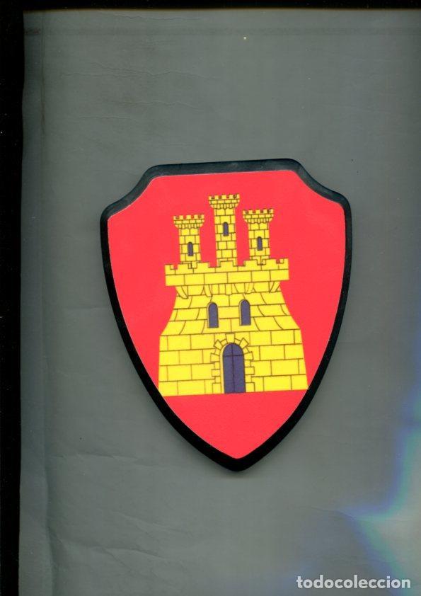 Collection Magazines and Newspapers: Escudo pared peque&ntilde;o: escudo armas apellido GONZALEZ - Varios