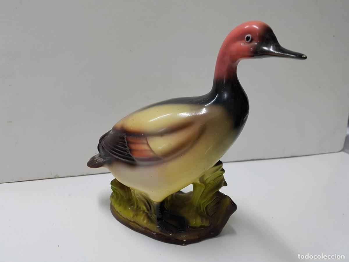 Collectionnisme de Revues et Journaux: Figura de pato con la cabeza rosa