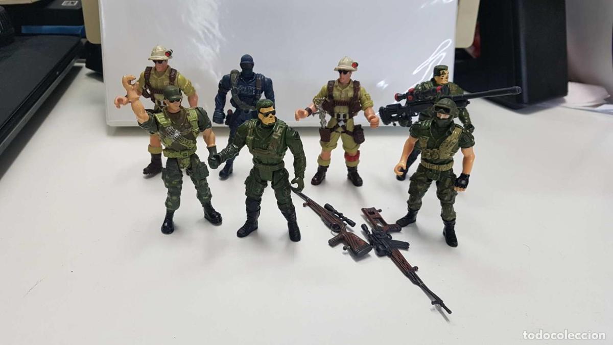 Collezionismo di Riviste e Giornali: Lote de mu&ntilde;ecos articulados de pvc: Gi Joe o similares. Son 7 y vienen tres armas - NULL