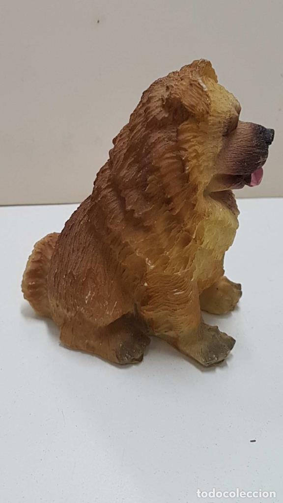 Sammeln von Zeitschriften und Zeitungen: Figura de perro de resina: Chow Chow de 7x6 cm - NULL