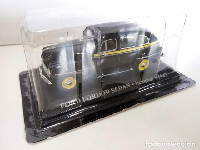 Collectionnisme de Revues et Journaux: Coche Escala/Scale Diecast Car: FORD FORDOR SEDAN - TAXI ISTANBUL, 1947 - VARIOS