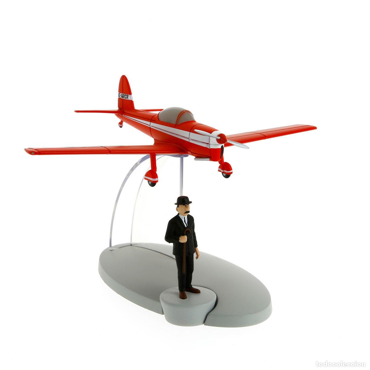 Coleccionismo de Revistas y Peri&oacute;dicos: Avion Tintin DE HAVILLAND DHC 1 rojo con figura de Dupont de 'La isla negra' (ref. #29528) - Varios