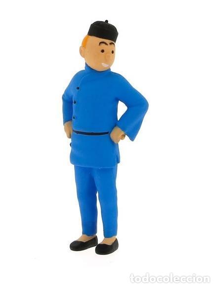 Coleccionismo de revistas y peri&oacute;dicos: TINTIN: Figura PVC Tintin: Tintin en El loto azul - Figura Peque&ntilde;a 6 cm (ref. #42461) - Varios