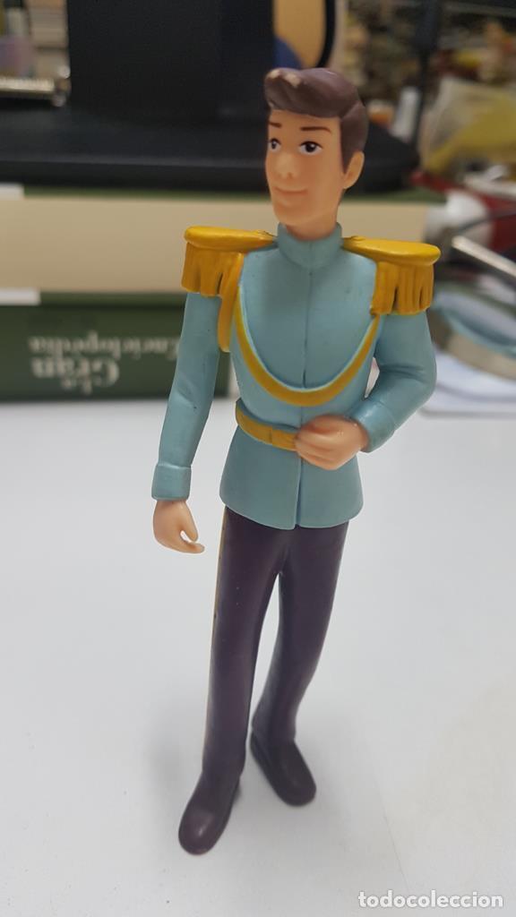 Collectionnisme de Revues et Journaux: Figura de resina: Principe Henry de la Cenicienta. Pintura saltada en cabello - NULL