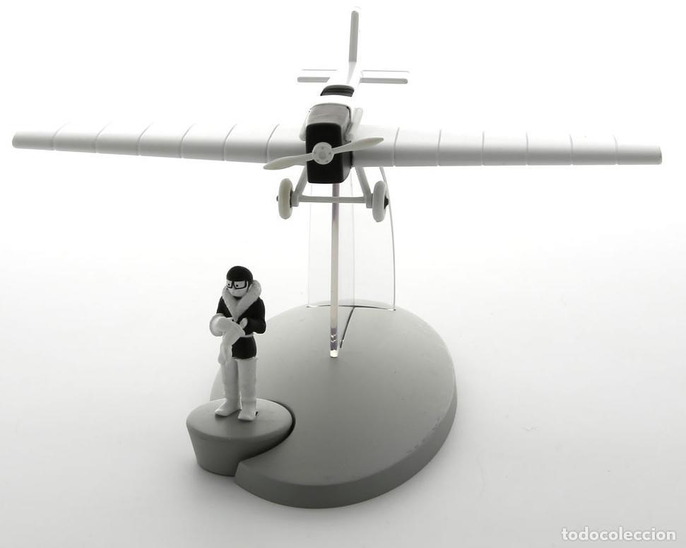 Collectionnisme de Revues et Journaux: Biplano con figura Tintin del album: En el pais de los soviets (ref. #29529) - Varios