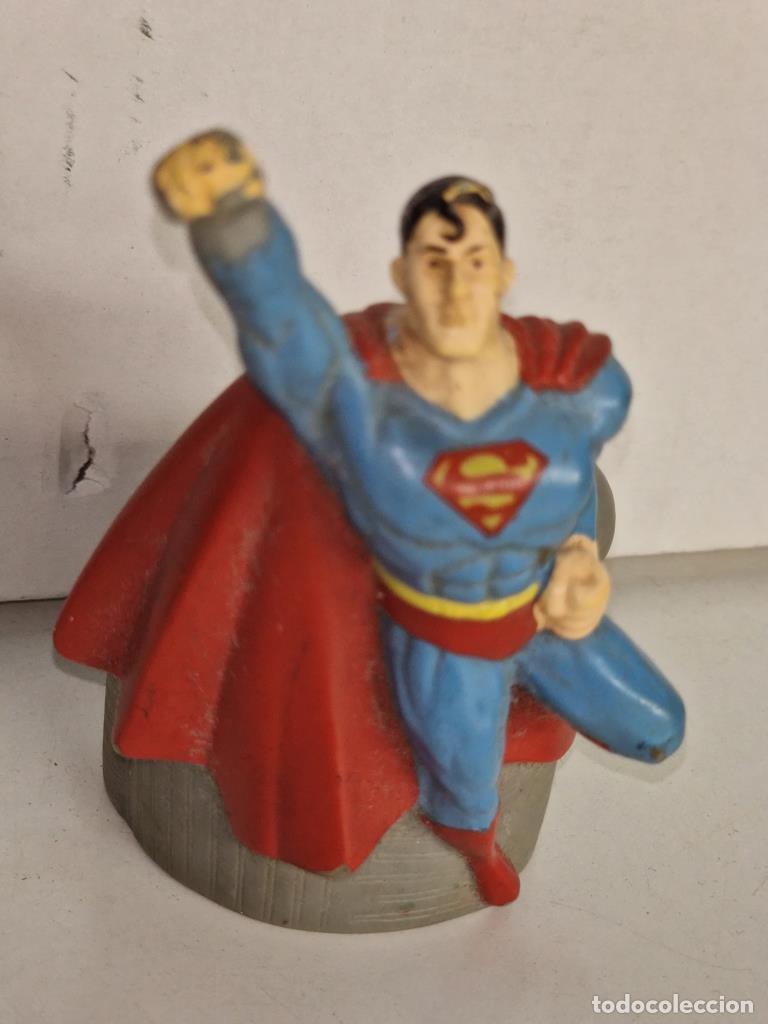 Coleccionismo de revistas y peri&oacute;dicos: Figura de pl&aacute;stico: Superman con pu&ntilde;o alzado - NULL