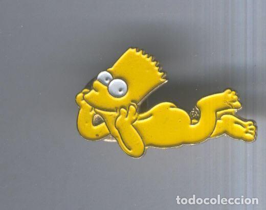 Coleccionismo de Revistas y Peri&oacute;dicos: Pins metal: Bart desnudo y tumbado de la serie os simpson - Varios