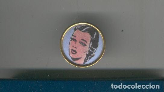 Colecionismo de Revistas e Jornais: Pins: Grune, serie El Capitan Trueno - Varios
