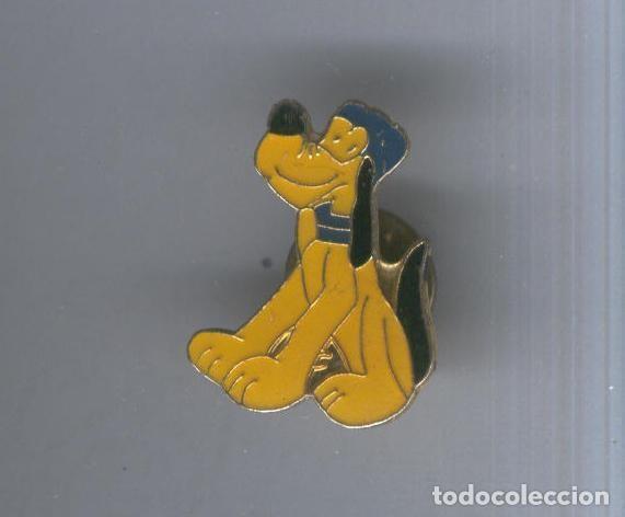Sammeln von Zeitschriften und Zeitungen: Pins metal: Pluto de la serie Mickey Mouse - Varios