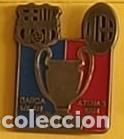 Collection Magazines and Newspapers: Varios E00307: Pin Sport del F.C.B - Varios