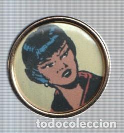 Colecionismo de Revistas e Jornais: Pins: serie El Jabato, serie las mujeres: Ekatai - Varios