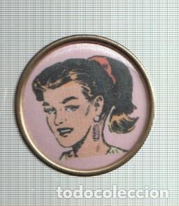 Collection Magazines and Newspapers: Pins: serie 1: Claudia, serie El Jabato - Varios