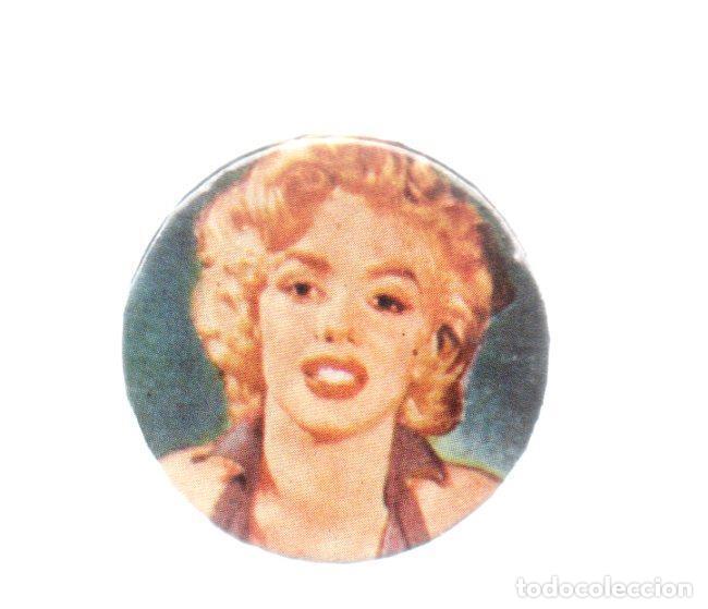 Coleccionismo de Revistas y Peri&oacute;dicos: V49185: Chapa con imperdible de Marilyn Monroe - NULL