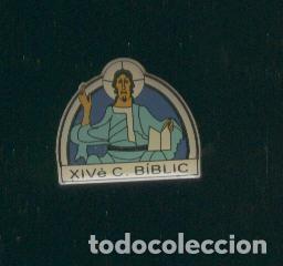 Collection Magazines and Newspapers: Pins metal: Arte romanico - Varios