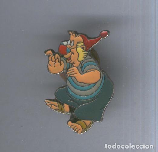 Collezionismo di Riviste e Giornali: Pins metal: Grumete de Garfio serie Peter Pan - Varios