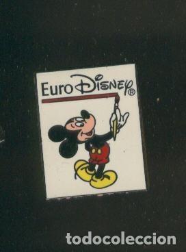 Colecionismo de Revistas e Jornais: Pins: Micky y Euro Disney - Varios