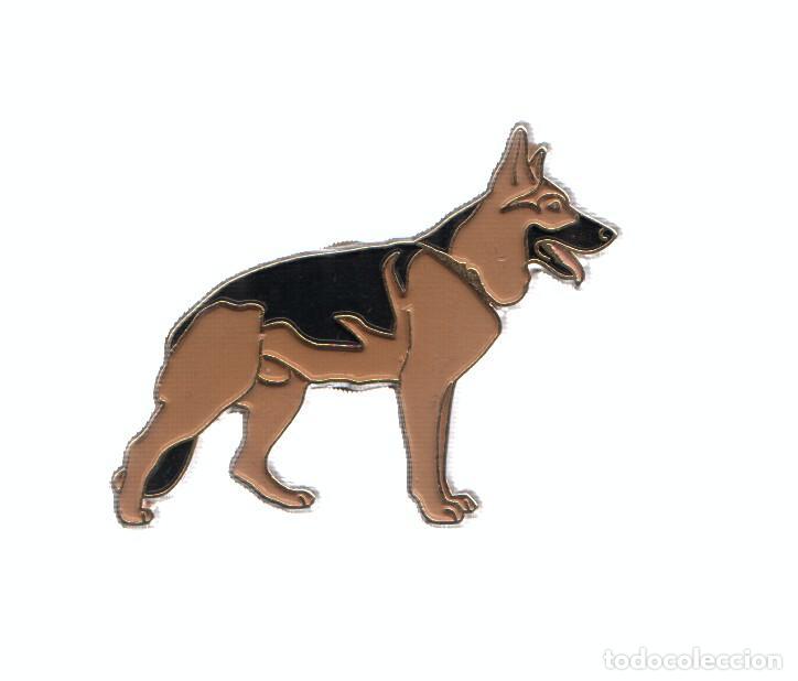 Collection Magazines and Newspapers: PIN: Animales: PERRO - PASTOR ALEMAN