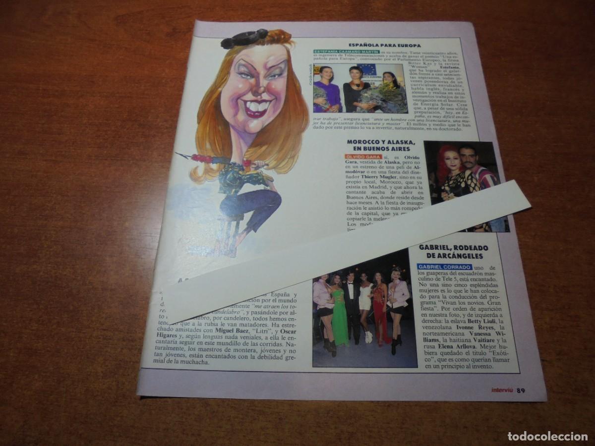 Coleccionismo de Revistas y Peri&oacute;dicos: CLIPPING 1993: OLVIDO ALASKA Y MOROCCO. PREMIO UNA ESPA&Ntilde;OLA PARA EUROPA. GABRIEL CORRADO. IVONNE REY