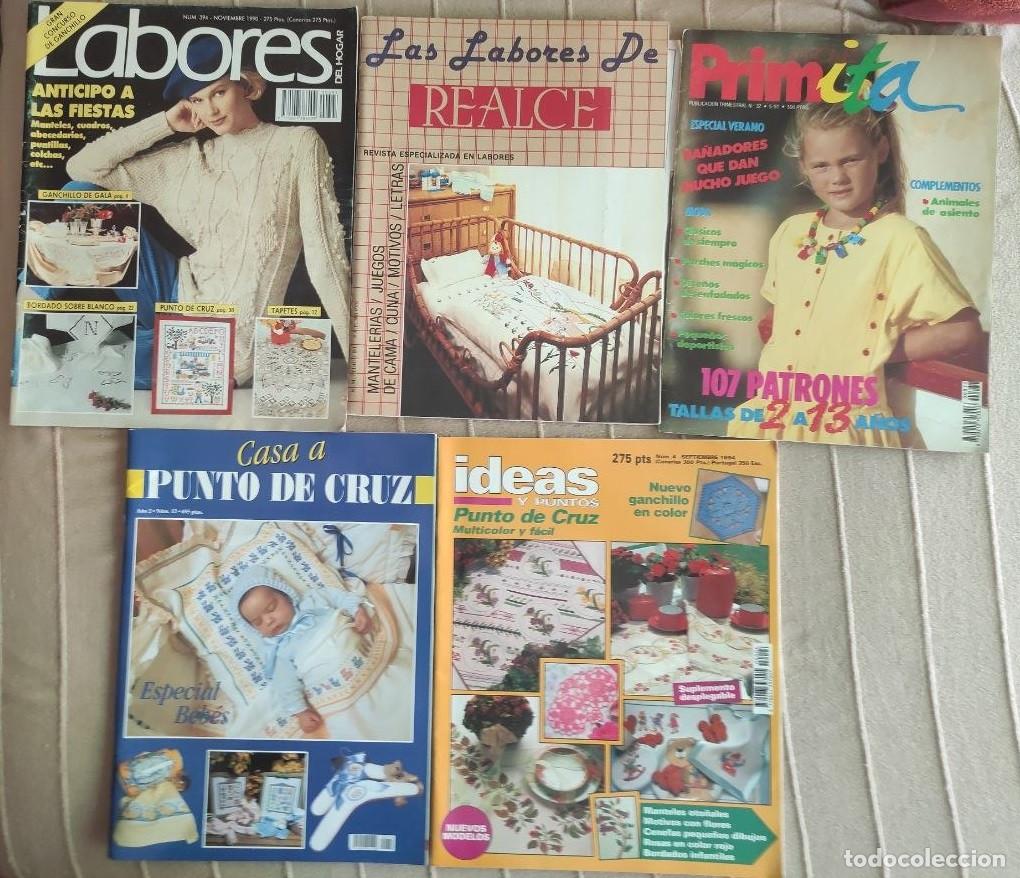 Coleccionismo de Revistas y Peri&oacute;dicos: Lote 5 revistas Labores, Primita y Punto de cruz. 3 con patrones despleglables