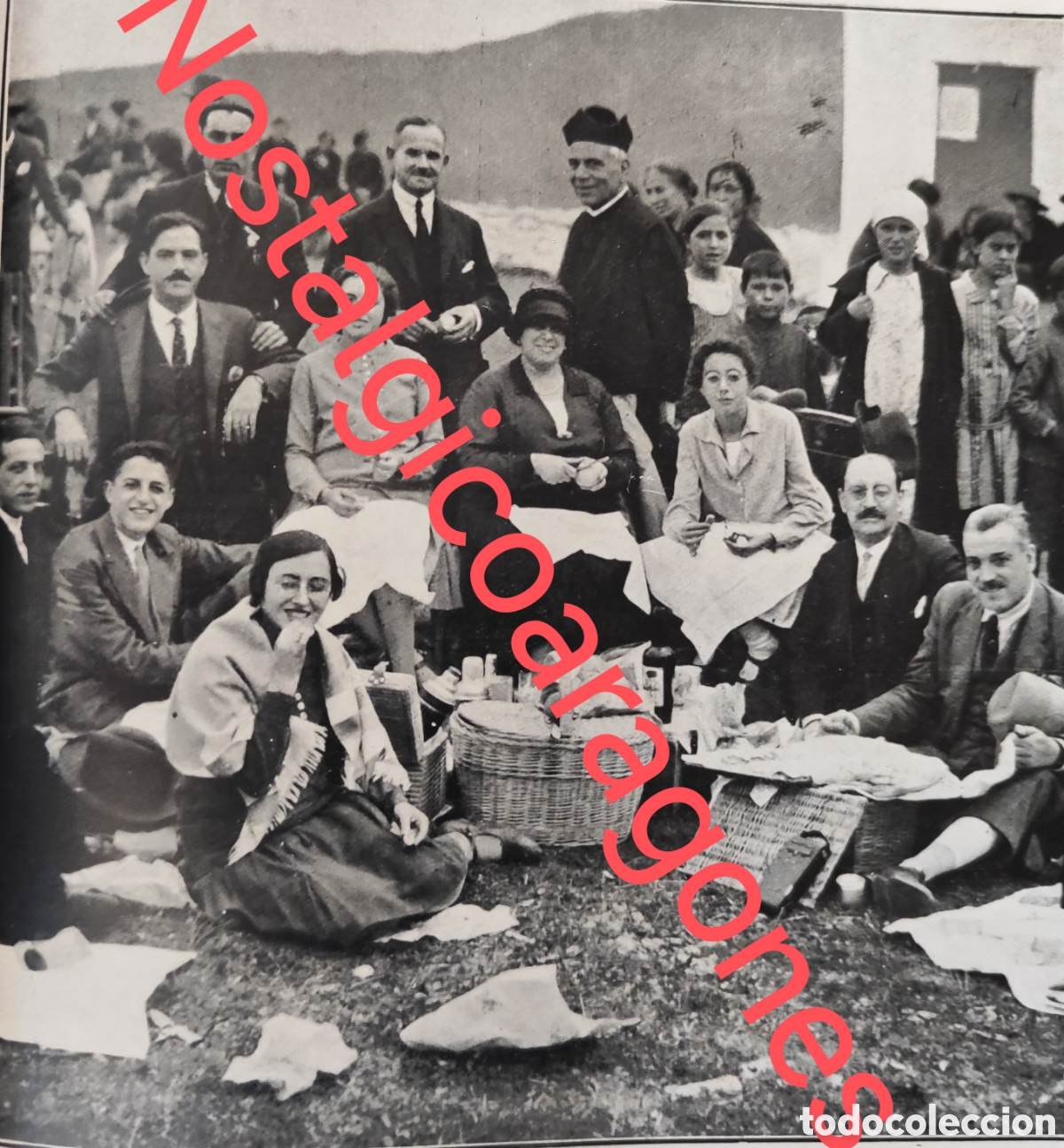 Collection Magazines and Newspapers: Sevilla Asamblea Medicos excursion Alajar Huelva foto revista princ siglo XX 192B