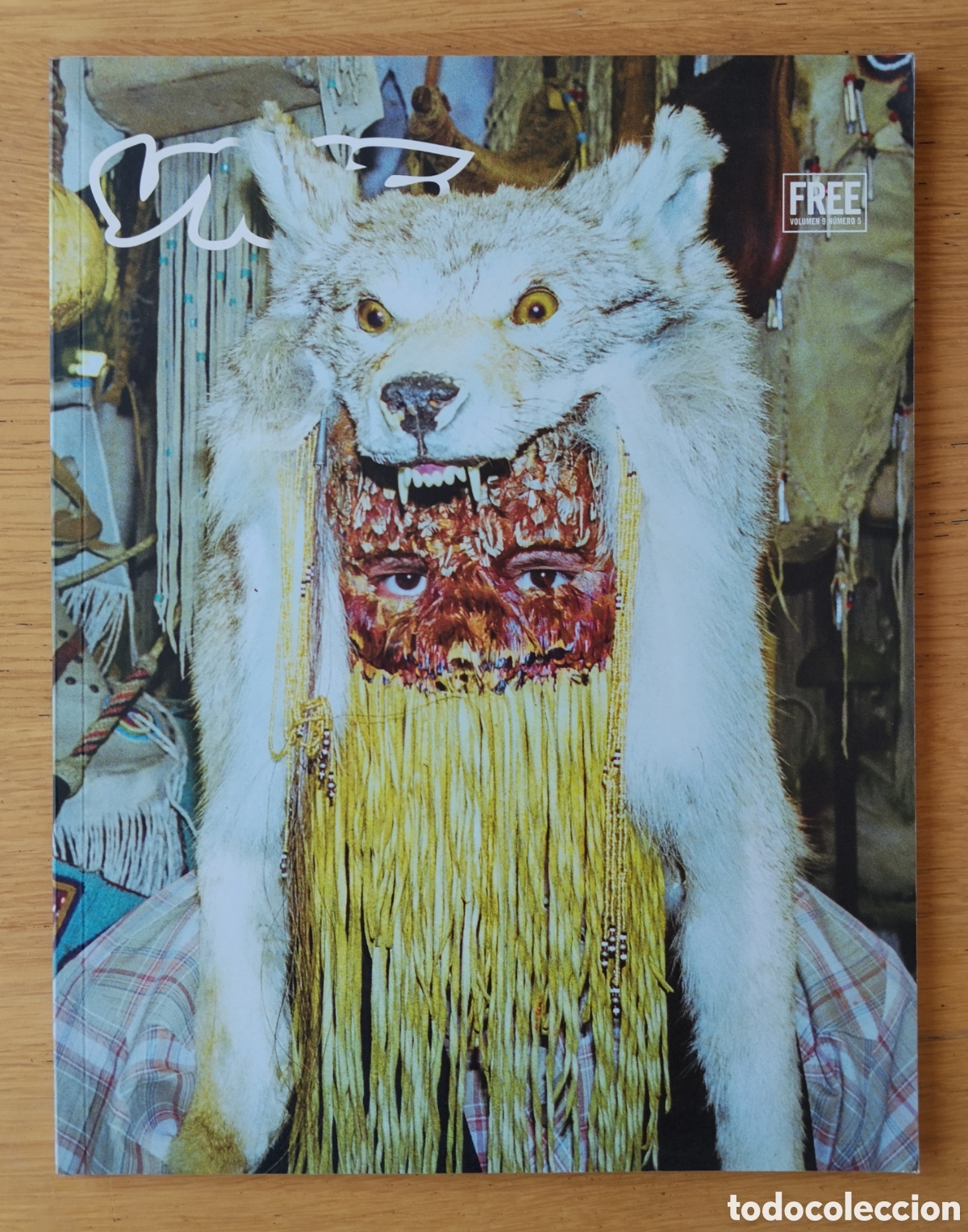 Collection Magazines and Newspapers: REVISTA VICE - VOLUMEN 9 NUMERO 5