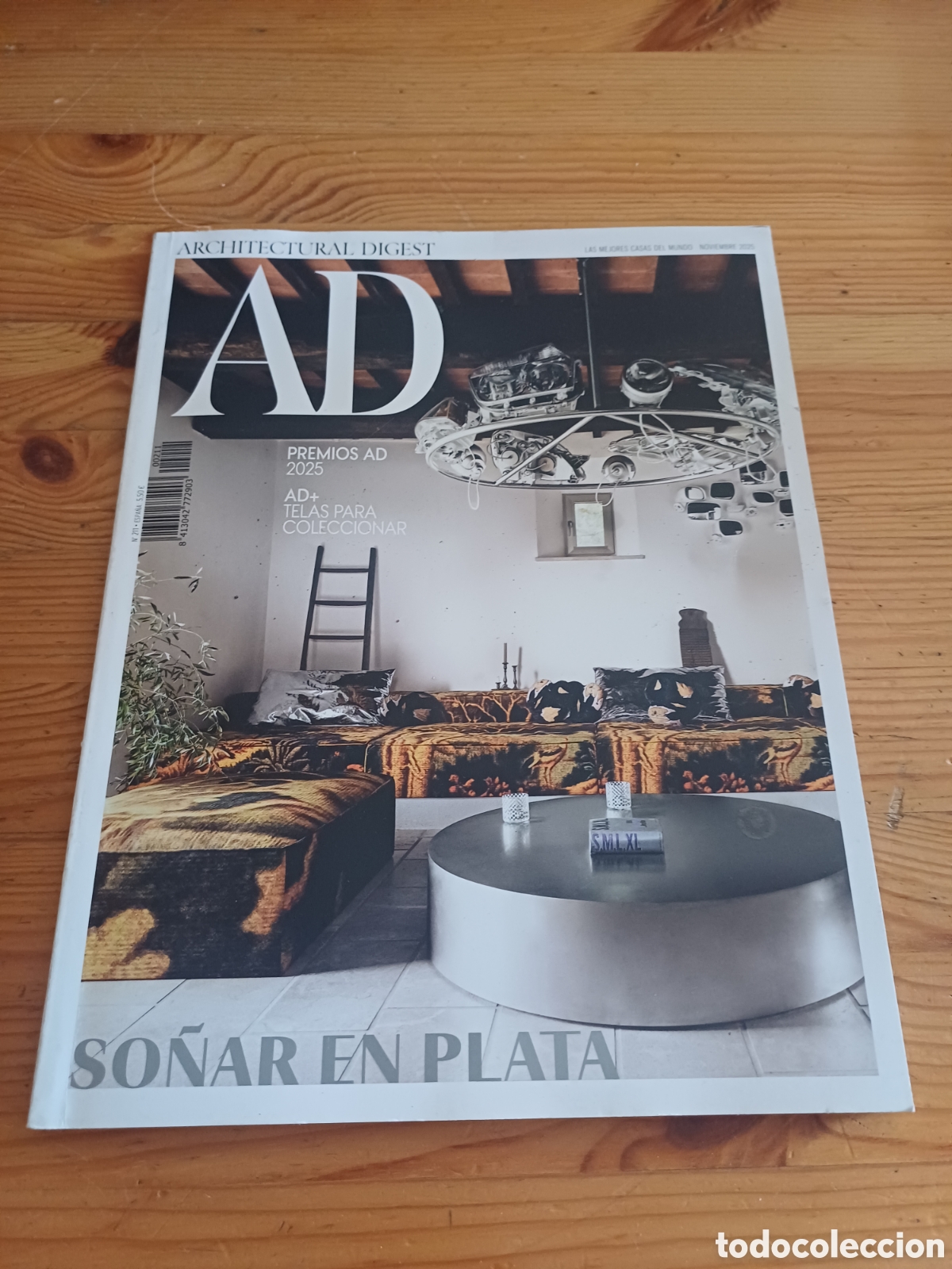Coleccionismo de Revistas y Peri&oacute;dicos: Architectural design Revista Noviembre 2025 Plata en la mesa Pedro Almodovar Seki-Han Mike Diaz Toro