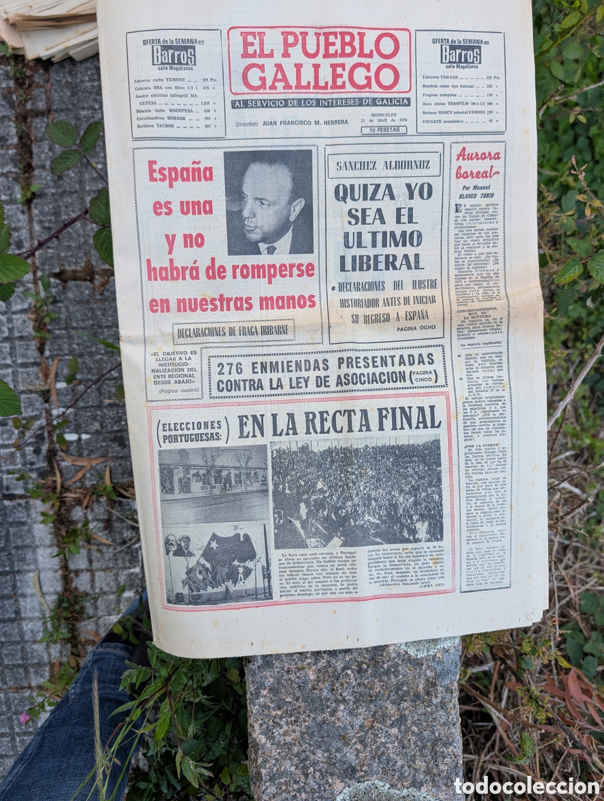 Coleccionismo de revistas y peri&oacute;dicos: Diario EL PUEBLO GALLEGO - Abril 1976 - Portada FRAGA / S&aacute;nchez Albornoz - Transici&oacute;n