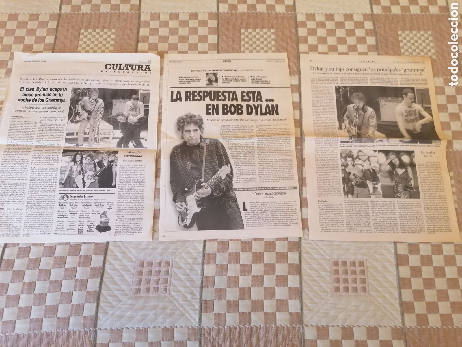 Coleccionismo de Revistas y Peri&oacute;dicos: Paginas Peri&oacute;dicos Espa&ntilde;oles Premio Grammy Cuarenta Edici&oacute;n Bob Dylan Time Out Of Mind Febrero 1998