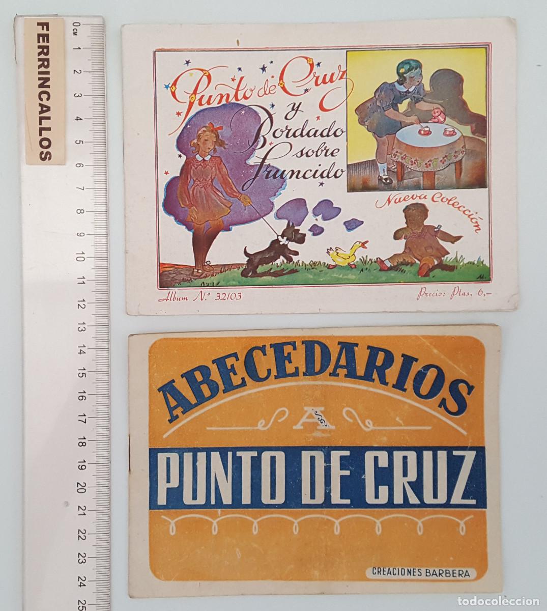 Sammeln von Zeitschriften und Zeitungen: LOTE 2 LIBRITOS PUNTO DE CRUZ, ABECEDARIOS (CREACIONES BARBER&Aacute;) Y BORDADO SOBRE FRUNCIDO (ANCORA)