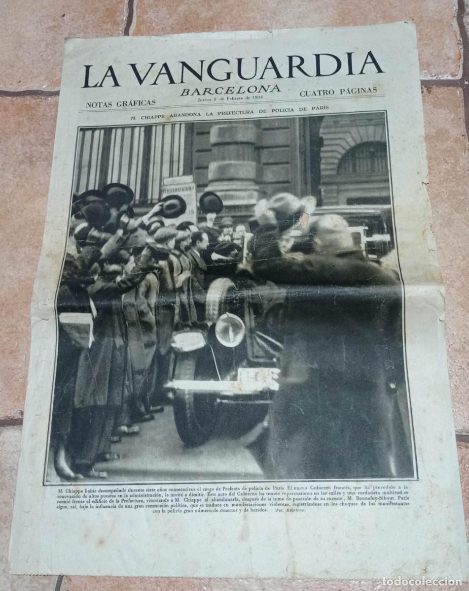 Coleccionismo de Revistas y Peri&oacute;dicos: LA VANGUARDIA BARCELONA, CUATRO P&Aacute;GINAS + EL PERIODICO DE 8 DE FEBRERO DE 1934 MICKEY