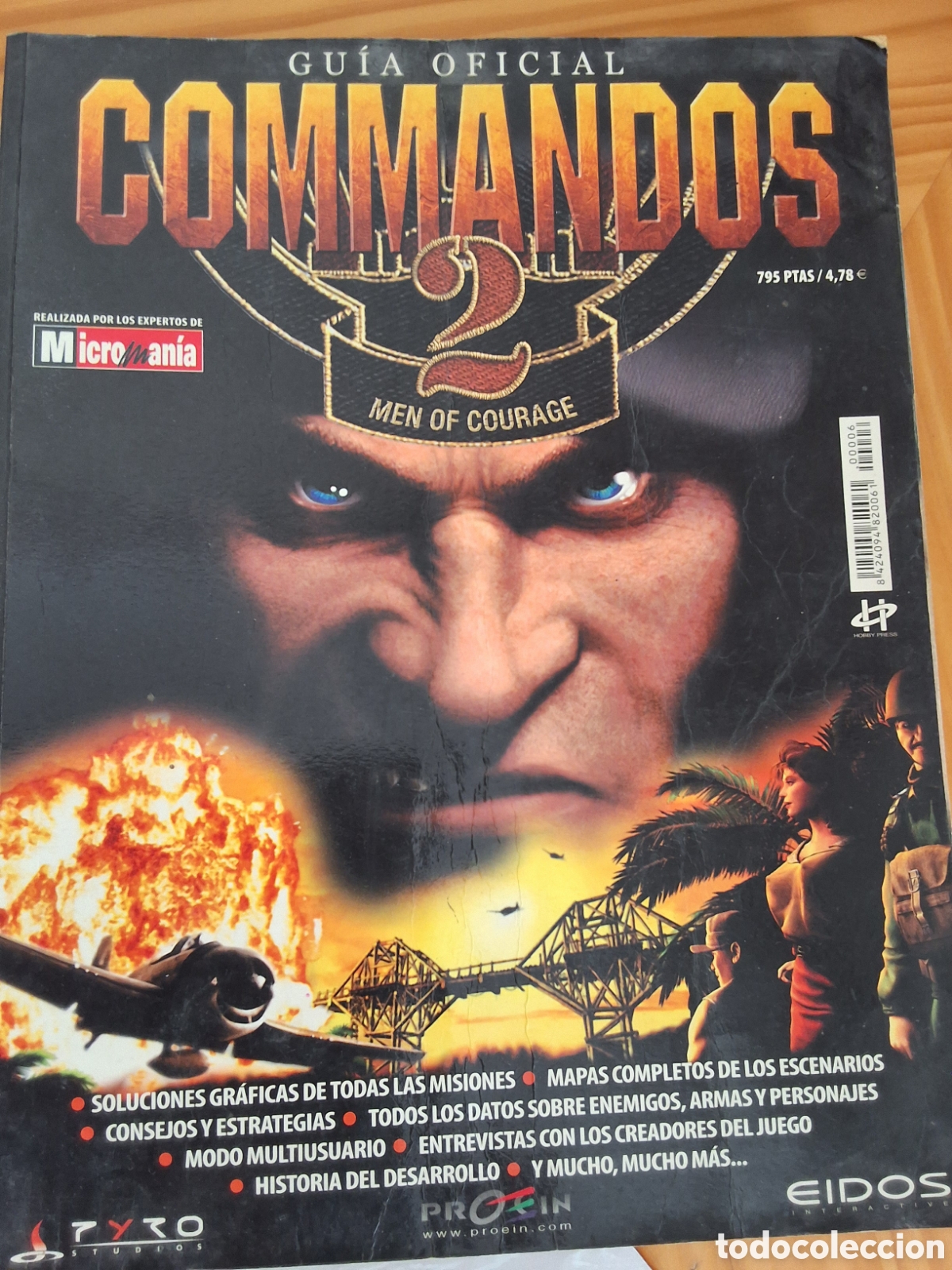 Coleccionismo de Revistas y Peri&oacute;dicos: Commandos 2 guia oficial revista consolas n&uacute;mero 6 a&ntilde;o 2001
