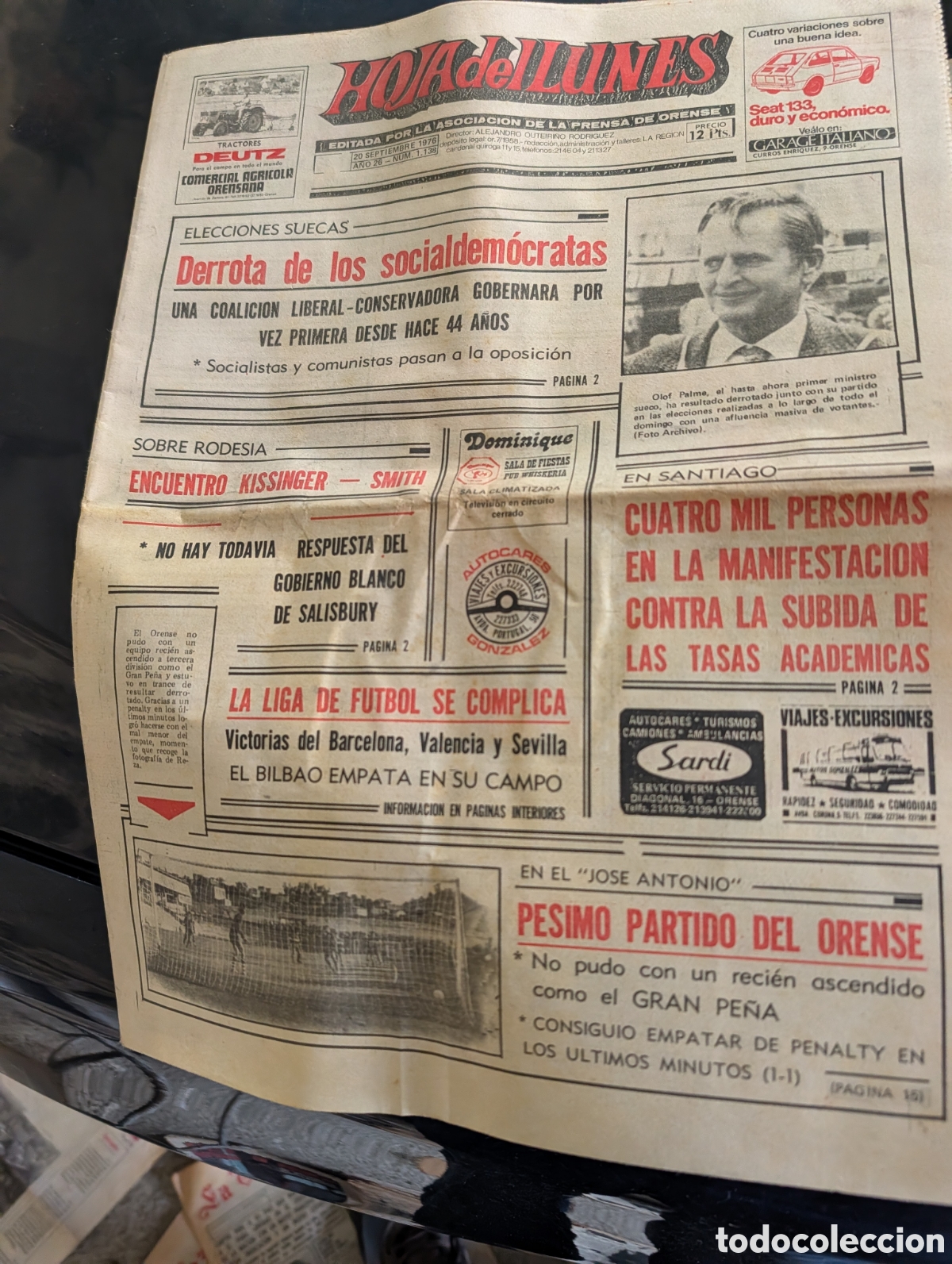 Coleccionismo de Revistas y Peri&oacute;dicos: Periodico Hoja del Lunes de Orense - 20 de Septiembre de 1976 - Elecciones Suecas / Derrota de Olof