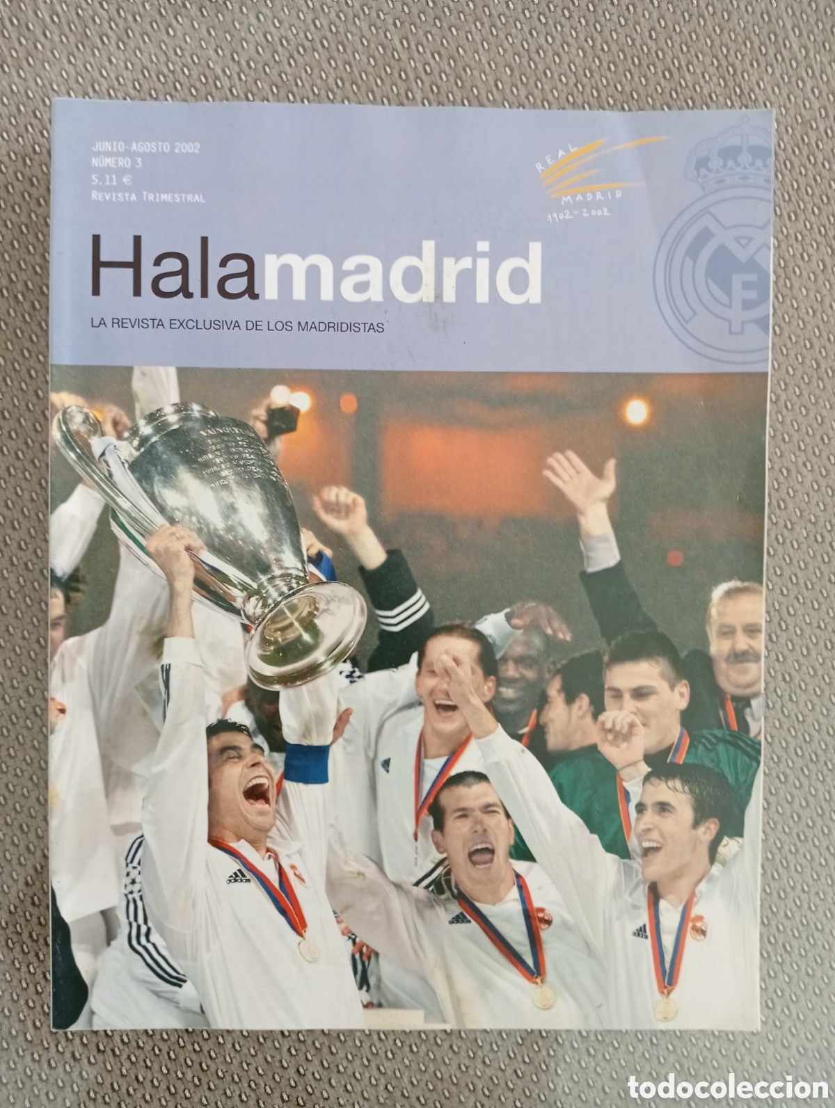 Coleccionismo de Revistas y Peri&oacute;dicos: Real Madrid. Hala Madrid. Revista oficial madridistas. Lote n&uacute;meros: 3, 4, 5, 6, 7, 30, 31, 32, 33