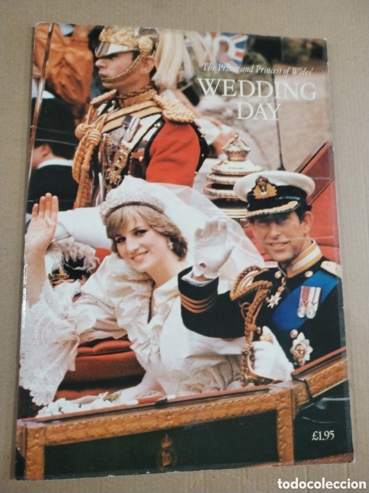 Collection Magazines and Newspapers: Revista del d&iacute;a de la boda del Pr&iacute;ncipe y la Princesa de Gales.