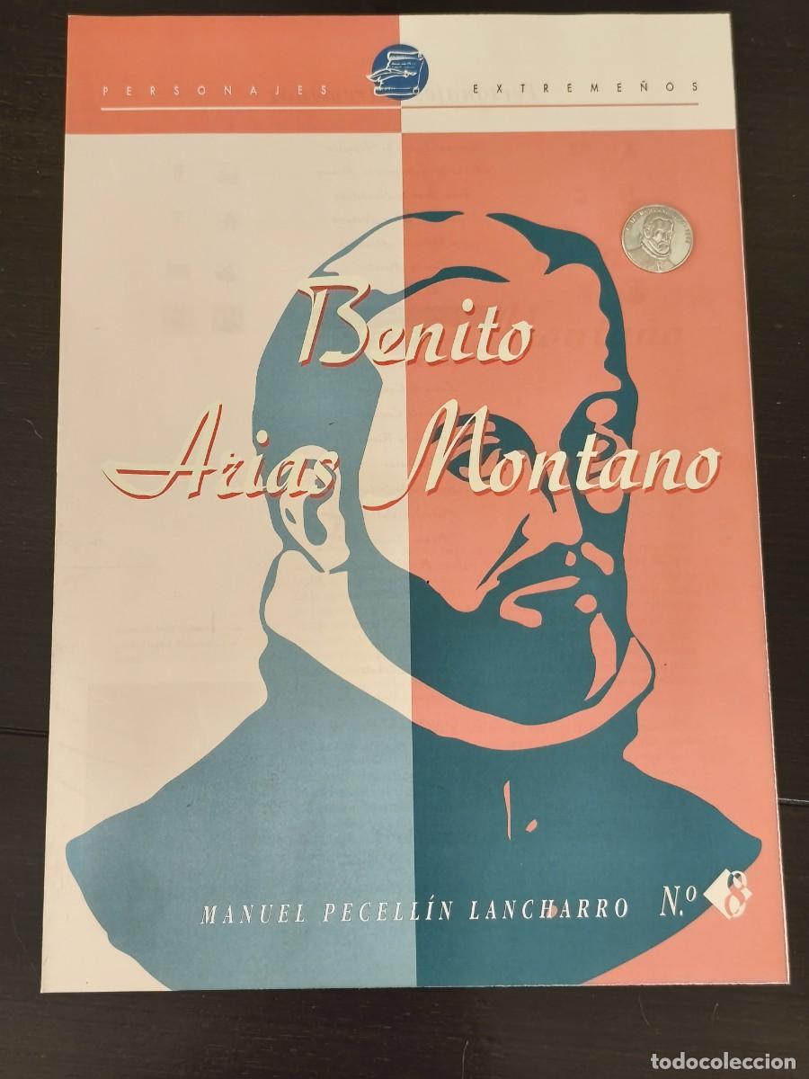 Coleccionismo de Revistas y Peri&oacute;dicos: Medalla de plata y biograf&iacute;a de Benito Arias Montano. Fregenal de la Sierra. Badajoz.