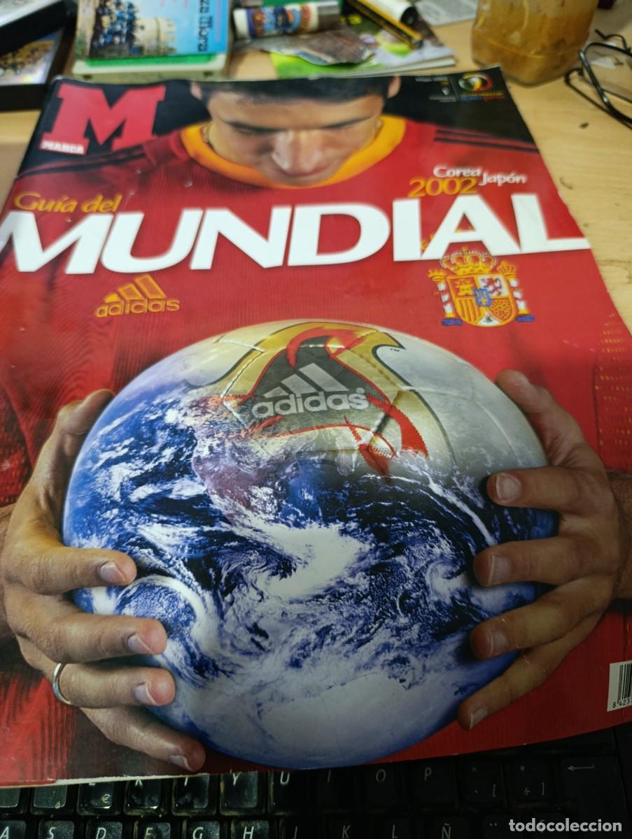 Coleccionismo de revistas y peri&oacute;dicos: REVISTA MARCA GUIA DEL MUNDIAL COREA JAPON 2002. EST3B2R