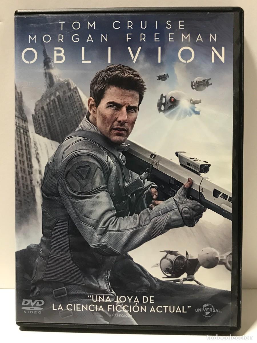 Coleccionismo de revistas y peri&oacute;dicos: DVD OBLIVION - TOM CRUISE, MORGAN FREEMAN (L)