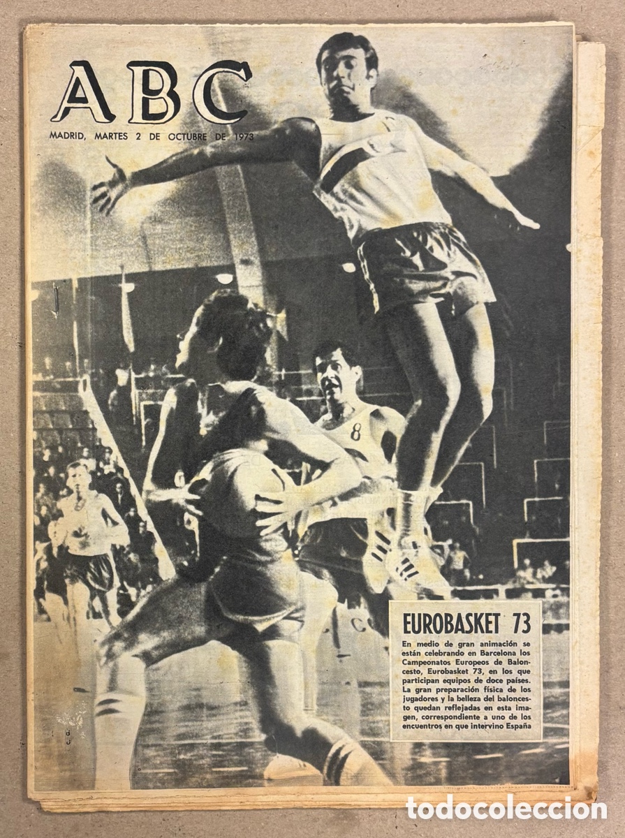 Coleccionismo de revistas y peri&oacute;dicos: ABC (2 DE OCTUBRE DE 1973). EUROBASKET 73. PERI&Oacute;DICO COMPLETO.
