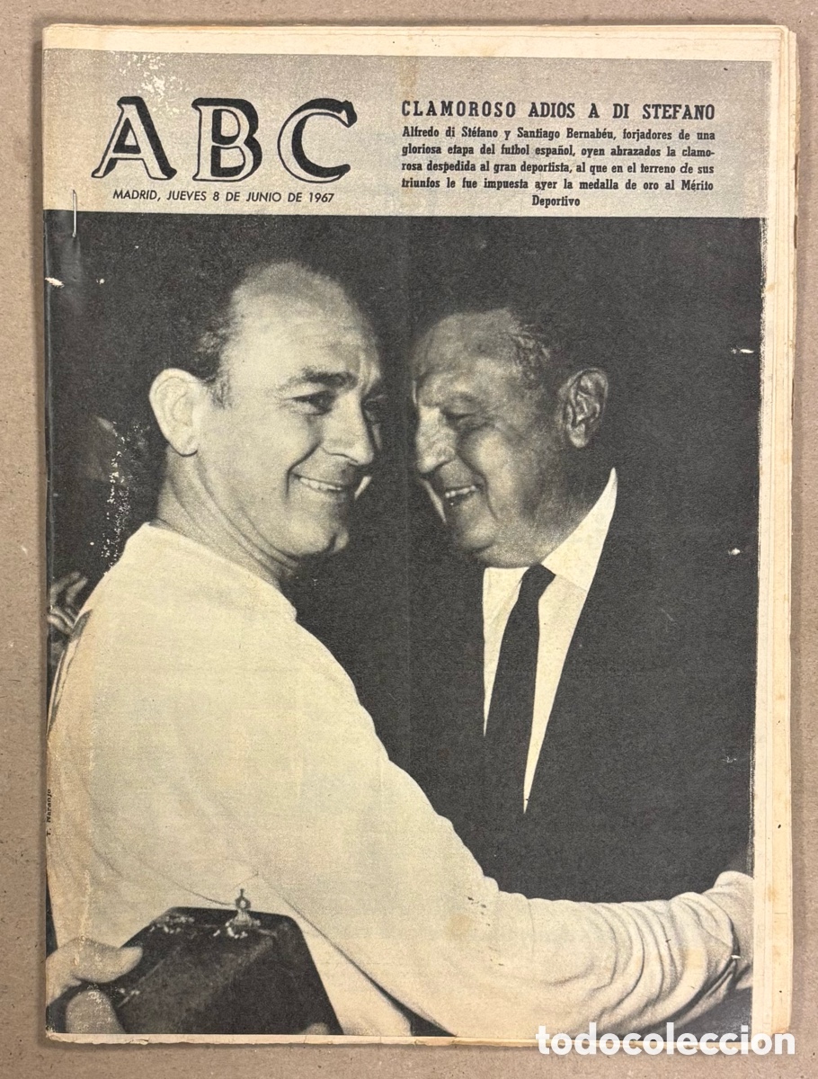 Coleccionismo de revistas y peri&oacute;dicos: ABC (8 DE JUNIO DE 1967). CLAMOROSO ADI&Oacute;S A DI STEFANO REAL MADRID. PERI&Oacute;DICO COMPLETO.